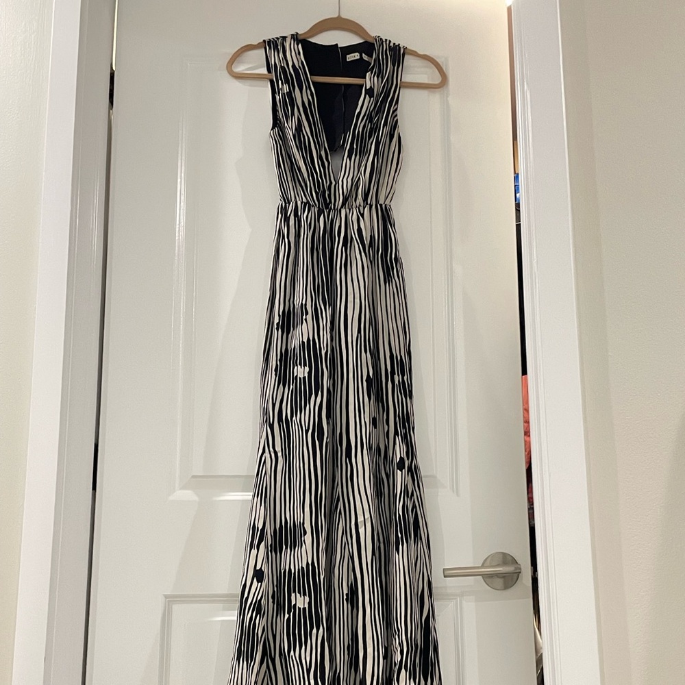 Alice & Olivia Deep V Neck Gown